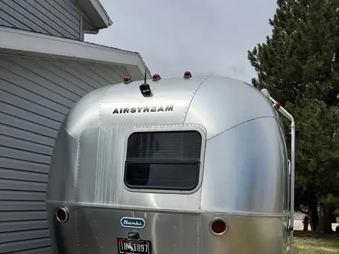 2022 Airstream Bambi 20FB — photo 3