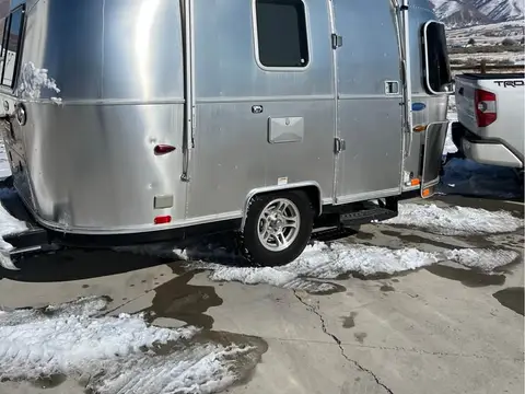 2015 Airstream Bambi 16 ft — photo 3