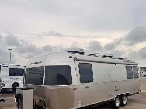 2022 Airstream Globetrotter 27FB — photo 1