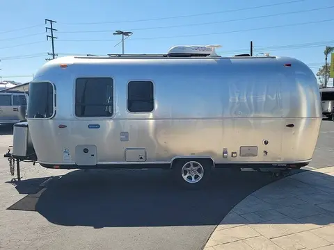 2023 Airstream Bambi — photo 4
