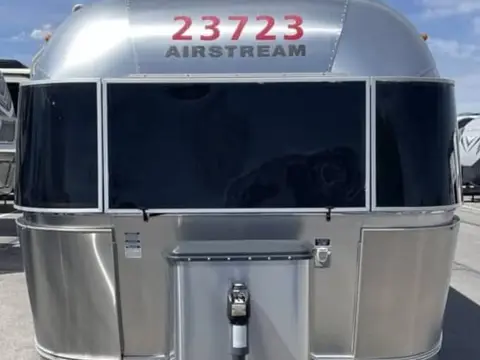 2014 Airstream International Serenity 25FB — photo 3