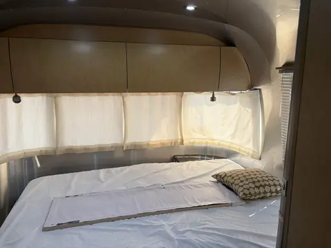 2013 Airstream Flying Cloud FB 25 ft — photo 3