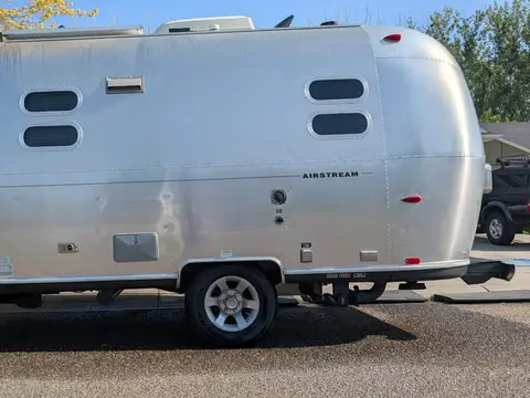 2009 Airstream Flying Cloud — photo 3