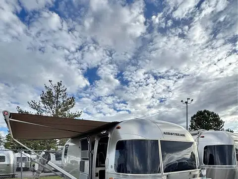 2020 Airstream International Serenity — photo 1