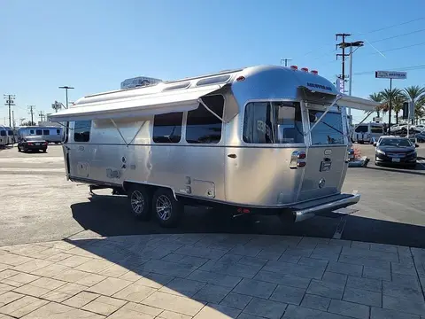 2026 Airstream Tradewind — photo 5