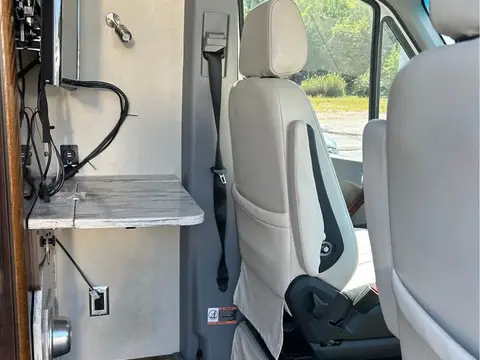 2016 Airstream Interstate 24GT — photo 5
