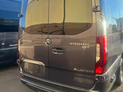 2025 Airstream Interstate 24GT — photo 4