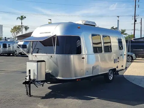 2020 Airstream Bambi — photo 3