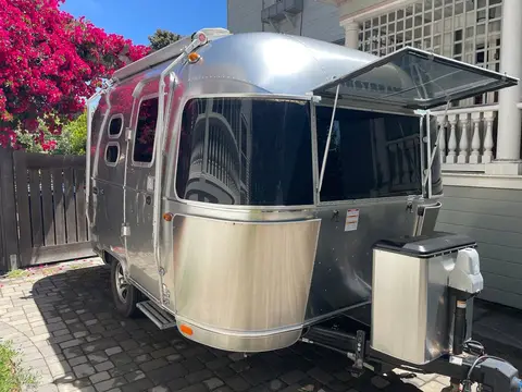 2020 Airstream Caravel 16RB — photo 3