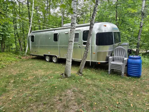 2004 Airstream Classic 27 ft 11 in — photo 1