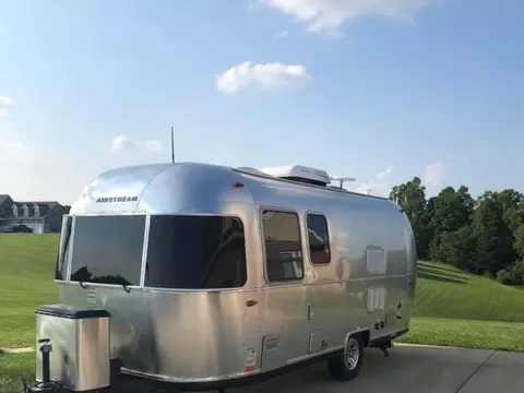 2017 Airstream Bambi — photo 1