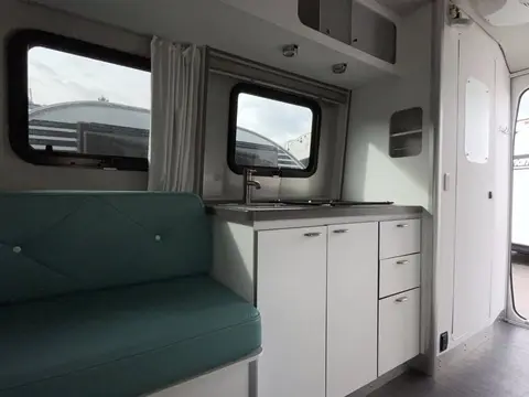 2019 Airstream Nest 16U corner rear bath — photo 2