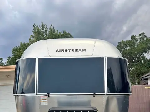 2017 Airstream Sport Bambi 16 ft — photo 2