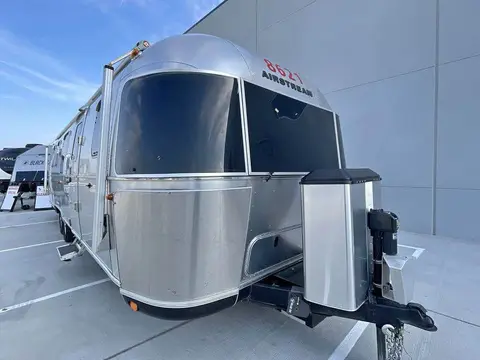 2021 Airstream Classic 33FBQ — photo 1