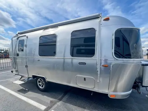 2020 Airstream Caravel — photo 2