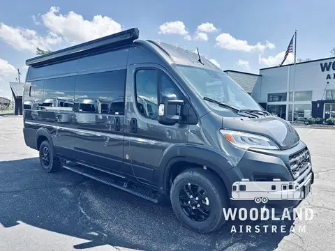 2026 Airstream Rangeline — photo 1
