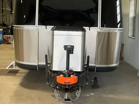 2013 Airstream Classic Limited 31' 31 ft — photo 4