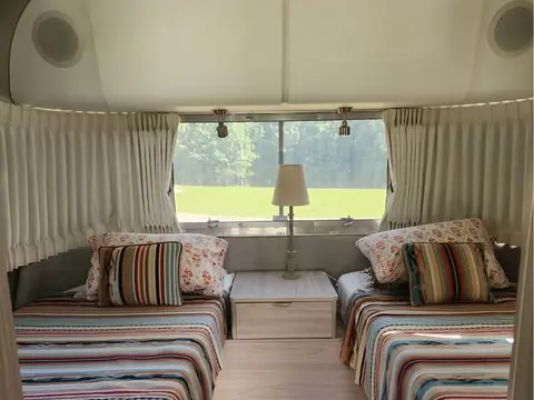 2020 Airstream Globetrotter 25 (Front Bed Twin) — photo 4
