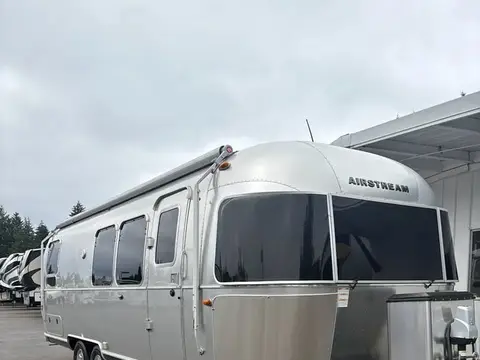 2019 Airstream Flying Cloud — photo 1