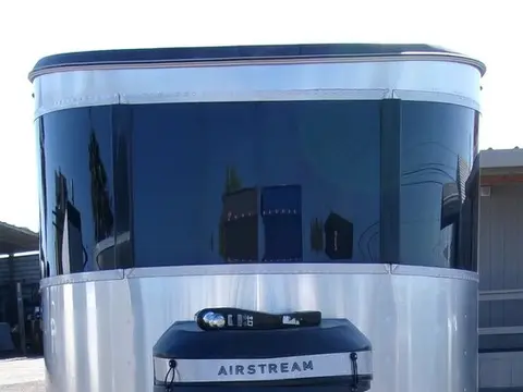 2017 Airstream Basecamp 16 ft — photo 2