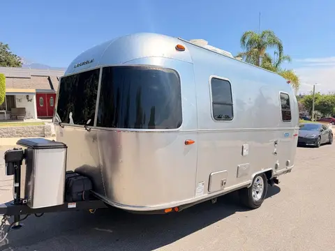 2024 Airstream Bambi — photo 3
