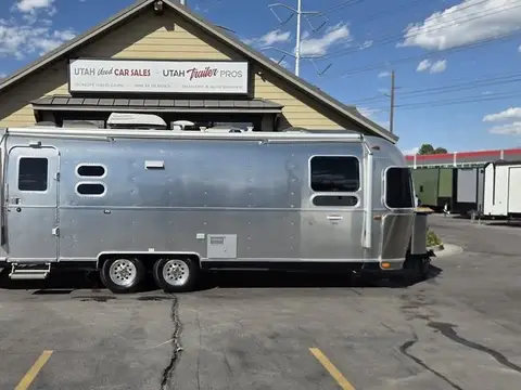 2017 Airstream International Signature — photo 5