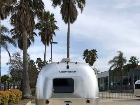 2019 Airstream Bambi 22FB — photo 3