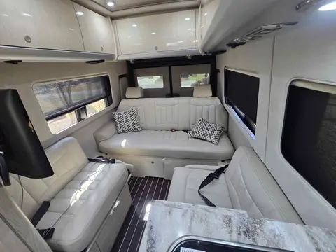 2018 Airstream Interstate — photo 4