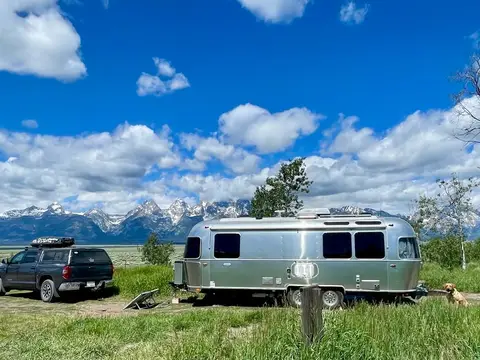 2020 Airstream Globetrotter 25 FBQ — photo 4