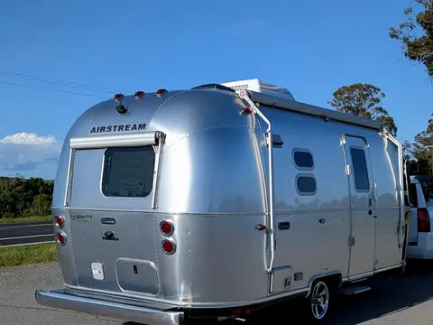 2023 Airstream Caravel 20FB — photo 5