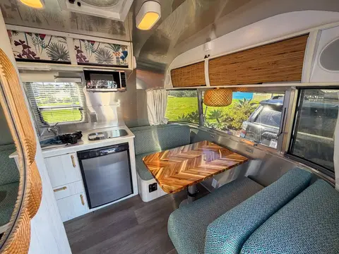 2018 Airstream Bambi 16 — photo 2