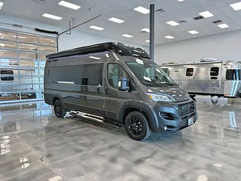 2027 Airstream Rangeline 21PS Pop Top — photo 1