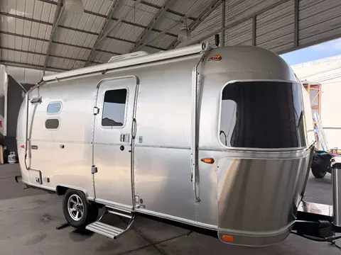 2021 Airstream Caravel 20FB — photo 5