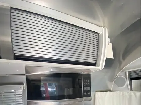 2019 Airstream Bambi — photo 3