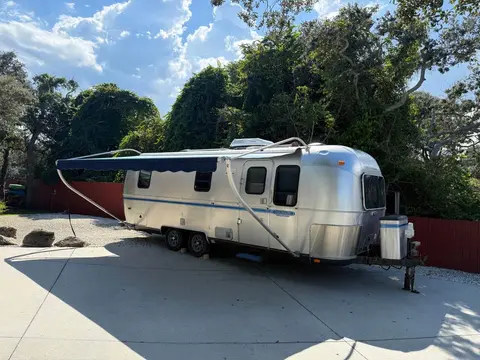 1997 Airstream Safari 25 ft — photo 3