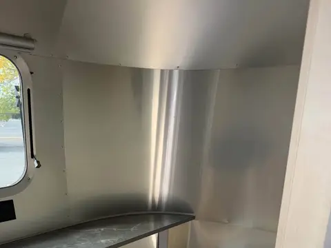 2025 Airstream Flying Cloud 23FB — photo 5