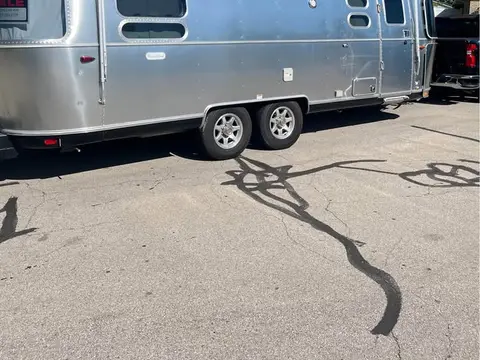 2021 Airstream Flying Cloud 25RB — photo 4