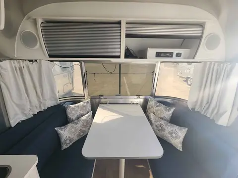 2022 Airstream Bambi 16RB — photo 4
