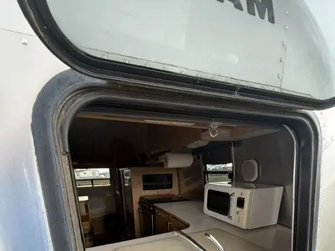 2009 Airstream Safari 22 ft — photo 2