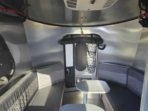 2018 Airstream Basecamp — photo 3