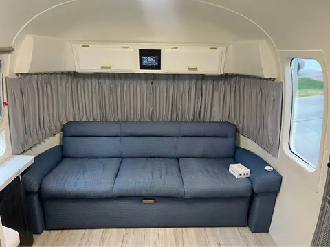 1993 Airstream Excella — photo 4