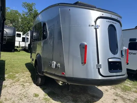2027 Airstream Basecamp Xe 20Xe — photo 4