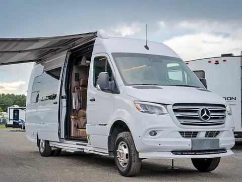 2020 Airstream Interstate Lounge — photo 1