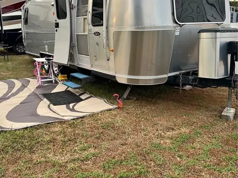 2006 Airstream Safari LS Slide Out 75th Anniversary 28 ft — photo 1