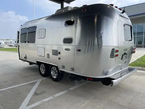 2018 Airstream Flying Cloud 23CB; — photo 3