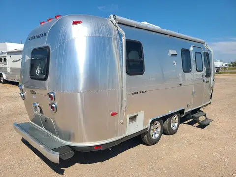 2006 Airstream Safari 23 RB Anniversary — photo 3