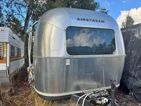 2009 Airstream Flying Cloud 25 ft — photo 1
