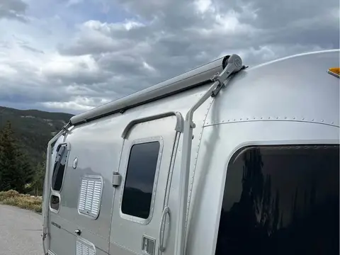 2008 Airstream Bambi 19 ft — photo 4