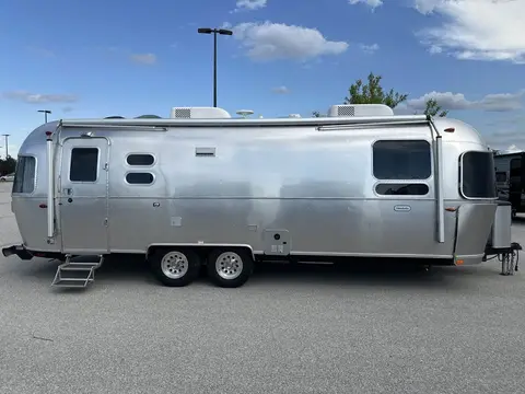 2023 Airstream Globetrotter 27FBQ; — photo 5