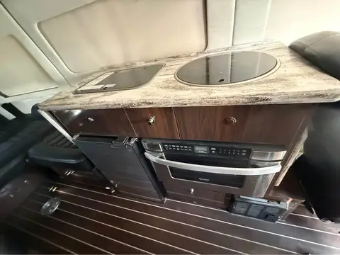2016 Airstream Interstate Grand Tour — photo 5